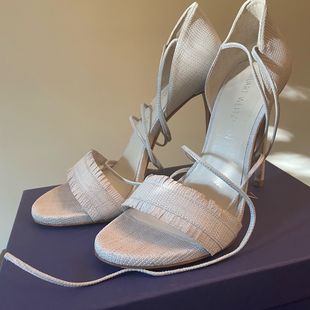 Stuart Weitzman 8.5 lace-up heels